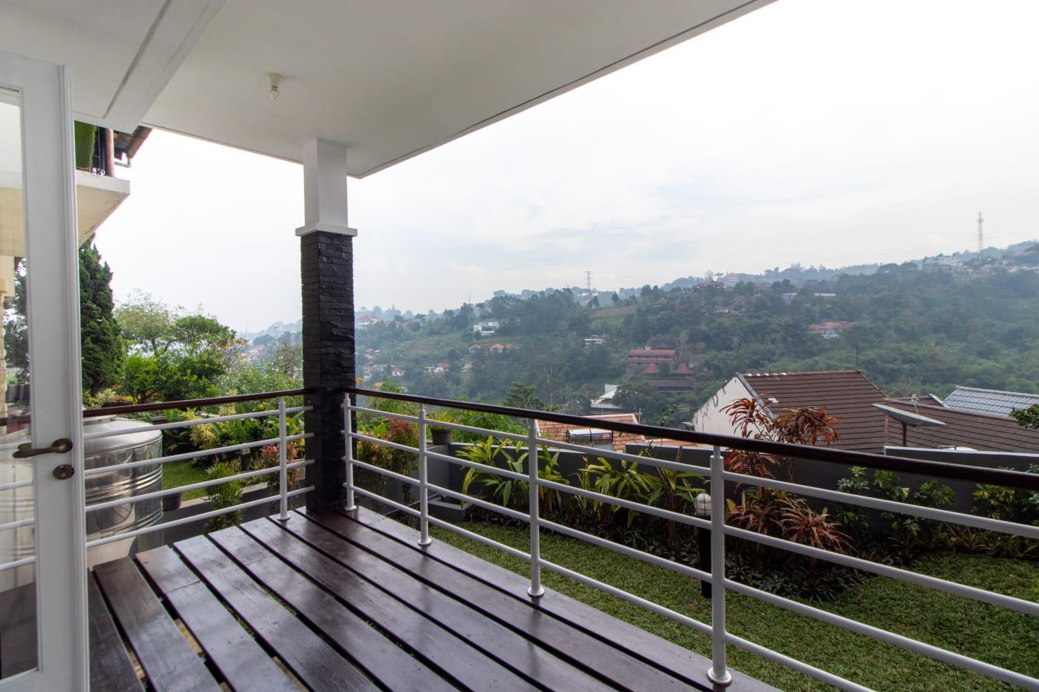 Keluarga Resor Dago Pakar - Dengan View Bukit