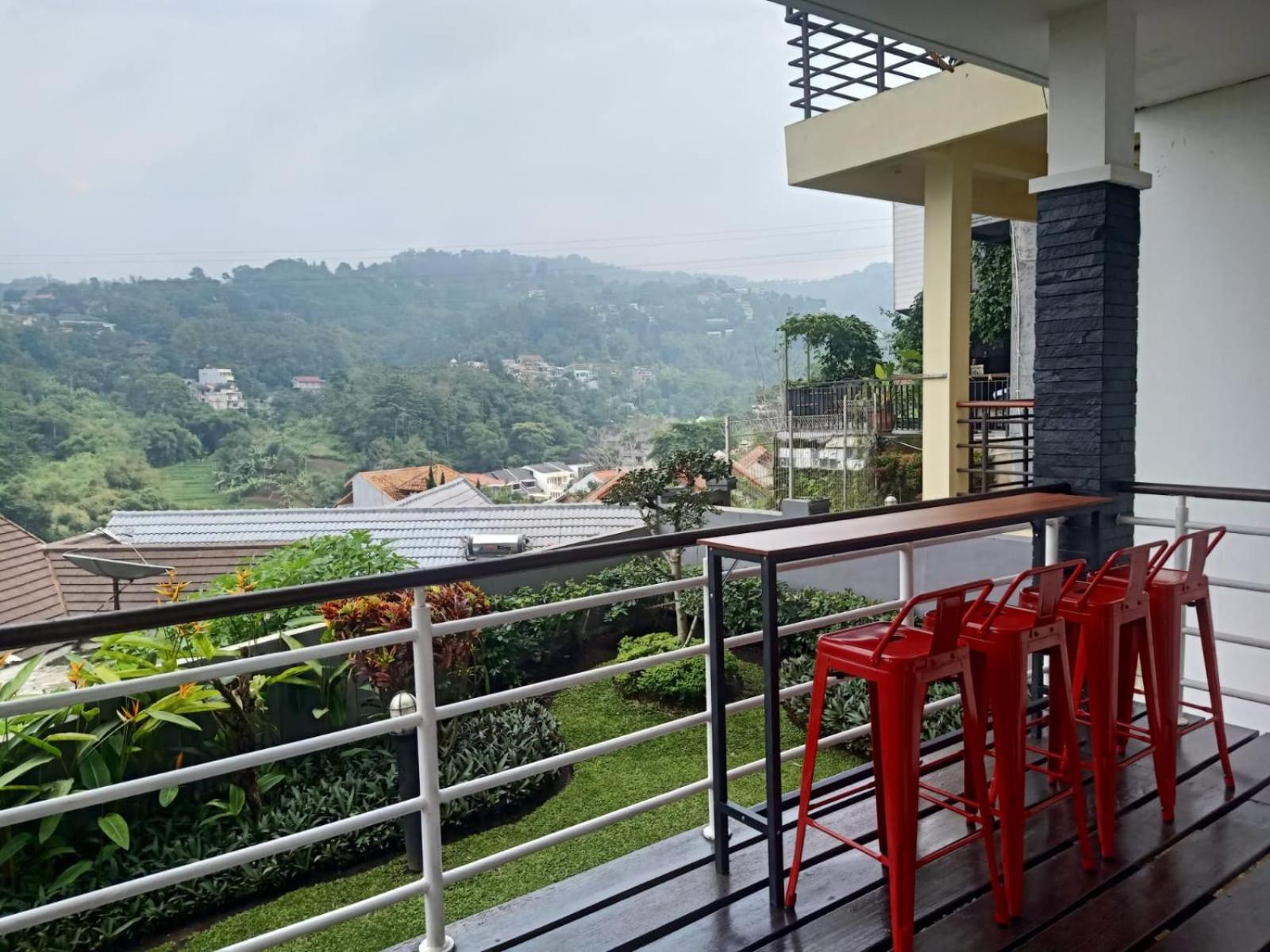 Keluarga Resor Dago Pakar - Dengan View Bukit Villa